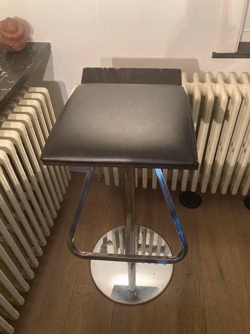 Barkrukken Belga Queen, Huis en Inrichting, Barkrukken, Gebruikt, 60 tot 90 cm, Hout, Kunststof, Metaal, 5 krukken of meer, In hoogte verstelbaar