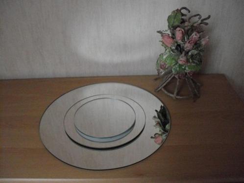 Ronde spiegels, Huis en Inrichting, Woonaccessoires | Spiegels, Zo goed als nieuw, Rond, Ophalen of Verzenden