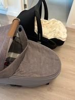 Maxi cosi: nacelle Jade +base isofix+ mawi cosy, Enfants & Bébés, Poussettes & Combinaisons, Poussette combi, Avec nacelle, Enlèvement