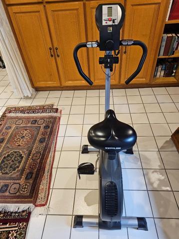 Hometrainer  merk KETTLER (spotprijs afgehaald) beschikbaar voor biedingen