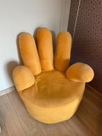 Okergele zetel in de vorm van een hand, Huis en Inrichting, Ophalen, Gebruikt