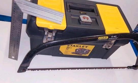 Stanley gereedschapskoffer + handzaag + meetgereedschap new, Doe-het-zelf en Bouw, Gereedschap | Machine-onderdelen en Toebehoren