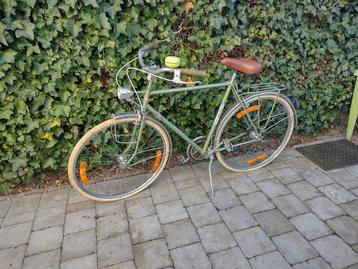 Retro fiets L'avenir nieuwe binnen/ buitenbanden/verlichting beschikbaar voor biedingen