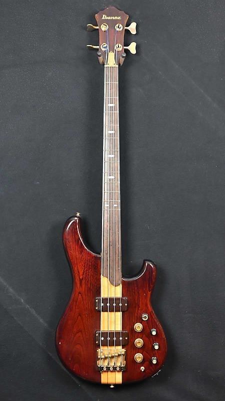 Ibanez musician mc 924, Muziek en Instrumenten, Snaarinstrumenten | Gitaren | Bas, Zo goed als nieuw, Ophalen