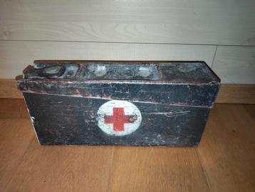 German MG34/42 ammo carry case, Verbandkasten beschikbaar voor biedingen