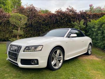 RHD! Audi S5 2010 VOLANT A DROITE!!!! Damaged condition, Auto's, Audi, Automaat, Zwart, Cabriolet, Wit