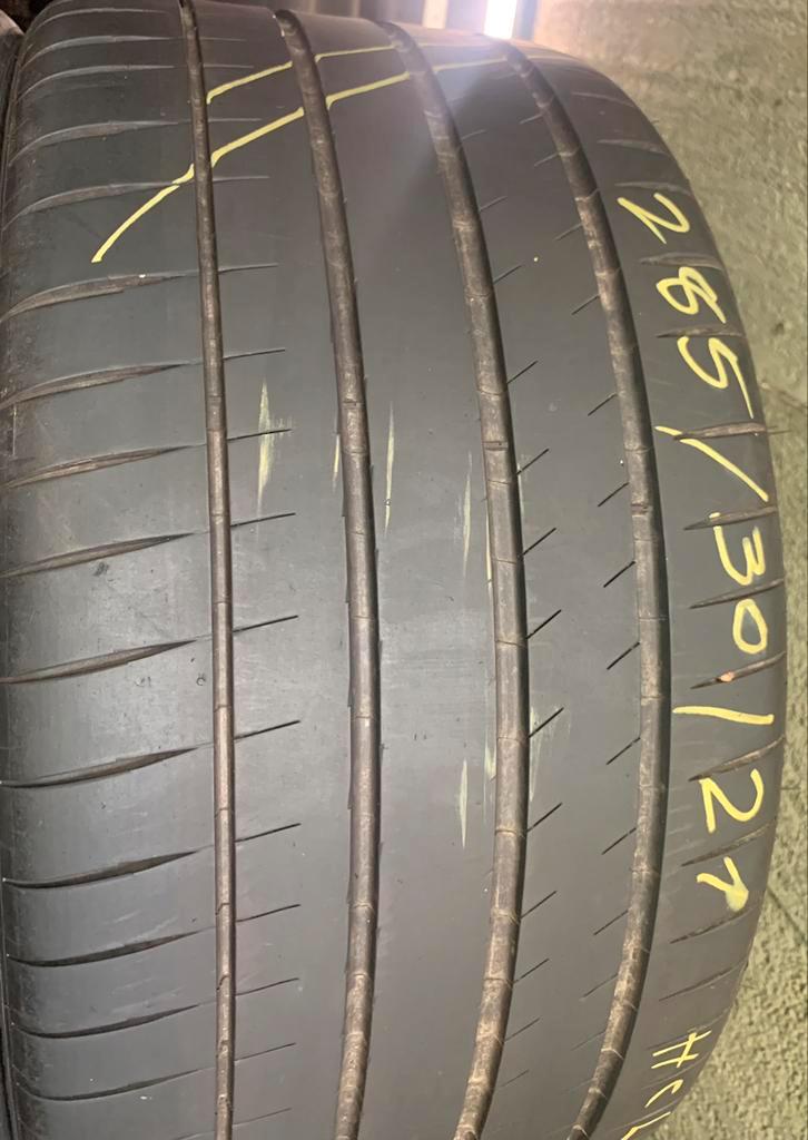 285/30/21, Auto diversen, Autosport-onderdelen, Zo goed als nieuw, Ophalen