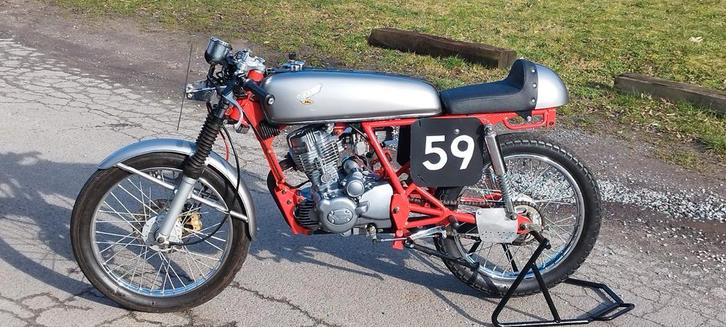 Honda 125cc Racer (SkyTeam), Motos, Motos | Oldtimers & Ancêtres, Enlèvement