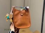 hermes bag, Handtassen en Accessoires, Tassen | Damestassen, Ophalen of Verzenden, Zo goed als nieuw