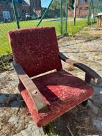 Vintage kleine fauteuil in bordeauxrood fluweel, Antiek en Kunst, Ophalen