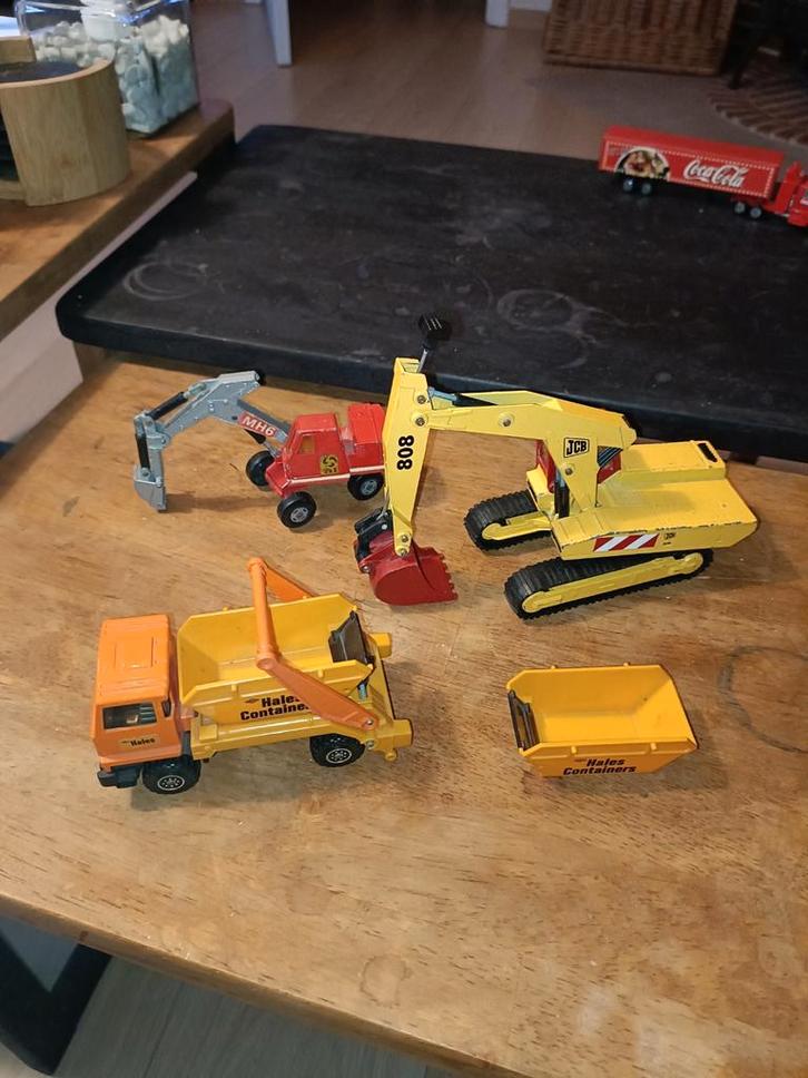 Matchbox Super Kings graafmachine en kiepwagen, Hobby en Vrije tijd, Modelbouw | Auto's en Voertuigen, Zo goed als nieuw, Truck
