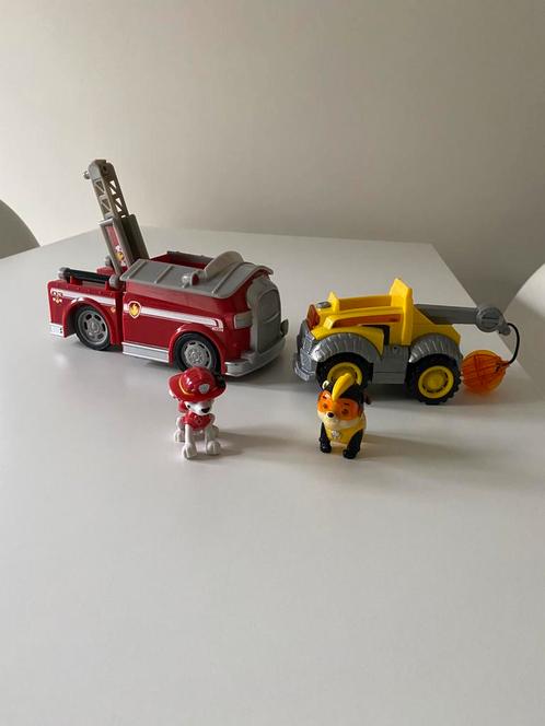 Paw Patrol brandweerwagen en mighty pups super Paw wagen, Kinderen en Baby's, Speelgoed | Actiefiguren, Zo goed als nieuw, Ophalen of Verzenden