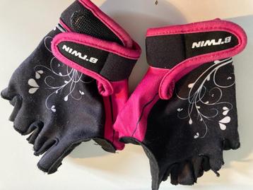 Gants mitaines vélo 6 ans beschikbaar voor biedingen