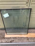 dubbelglas 70,5 x 85 cm waarbij 1 gewoon glas en 1 draadglas, Ophalen, Dubbelglas
