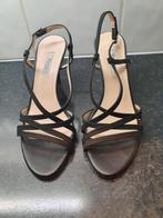 Escarpin noir à fines bretelles pour femme, Neuf, Enlèvement ou Envoi, Escarpins, Noir