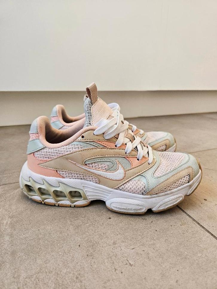 Nike Zoom Air Fire sneaker - maat EU 37.5, Kleding | Dames, Schoenen, Sneakers, Wit, Ophalen of Verzenden