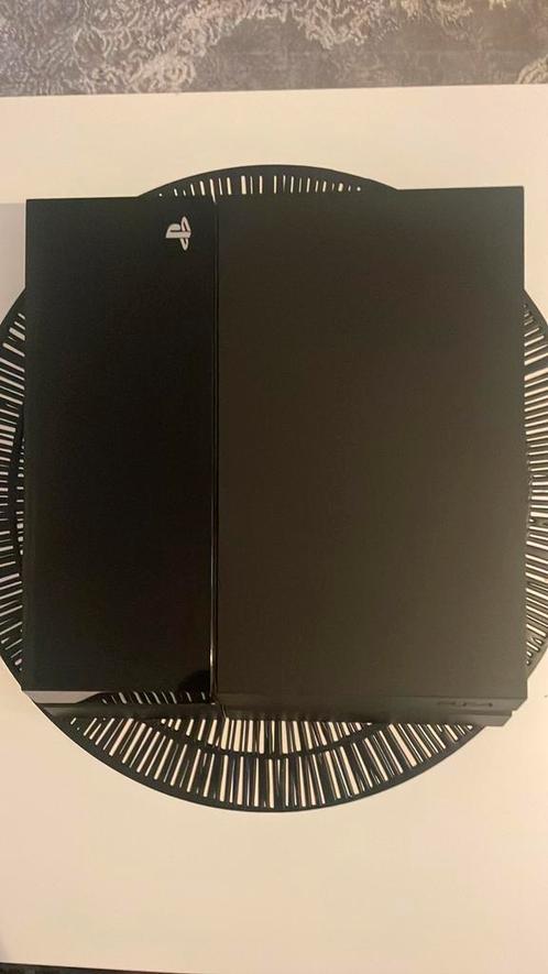 PS4 Fat (probleem met starten), Games en Spelcomputers, Spelcomputers | Sony Consoles | Accessoires, Zo goed als nieuw, Ophalen