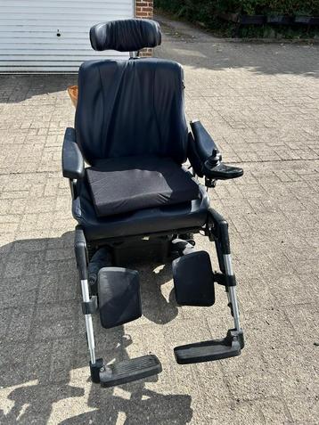 Electrische rolstoel extra breed beschikbaar voor biedingen