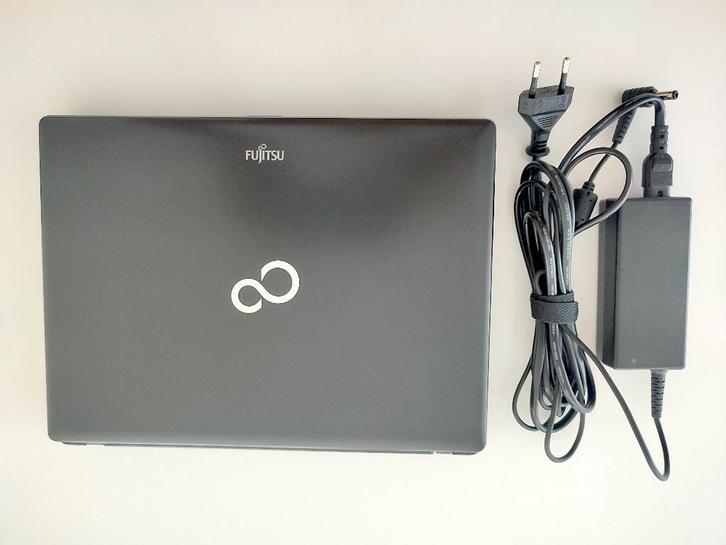 Fujitsu laptops, Computers en Software, Windows Laptops, Gebruikt, 4 GB, Azerty, Ophalen of Verzenden