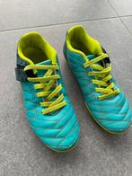 Chaussures de foot Kipsta pointure 29