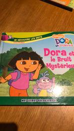 Dora et le bruit mystérieux, Livres