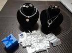 Victoria juwelen- kettingen, ringen, oorbellen met crystals, Ophalen of Verzenden, Zo goed als nieuw