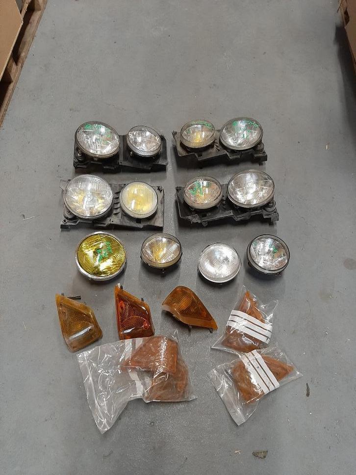 Plusieurs phare pour FIAT RITMO 1 ET RITMO 130 TC 130TC, Auto-onderdelen, Verlichting, Fiat, Ophalen of Verzenden