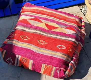MAROKKANSE KELIM POEF, Huis en Inrichting, Woonaccessoires | Kussens, Ophalen, Nieuw