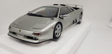 Lamborghini Diablo SE 30TH 1/18 Autoart Neuve disponible aux enchères