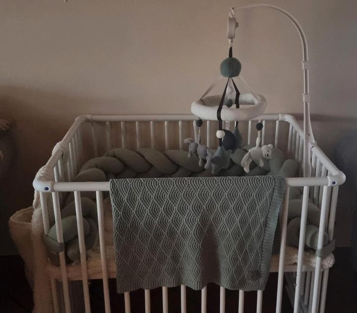 Inklapbare box op wieltjes inclusief toebehoren., Kinderen en Baby's, Kinderkamer | Overige Meubels, Zo goed als nieuw, Overige typen