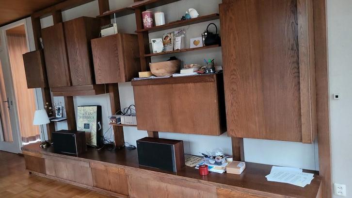 Brutalistische wandkast, vintage design, Huis en Inrichting, Kasten | Wandmeubels, Gebruikt, Ophalen