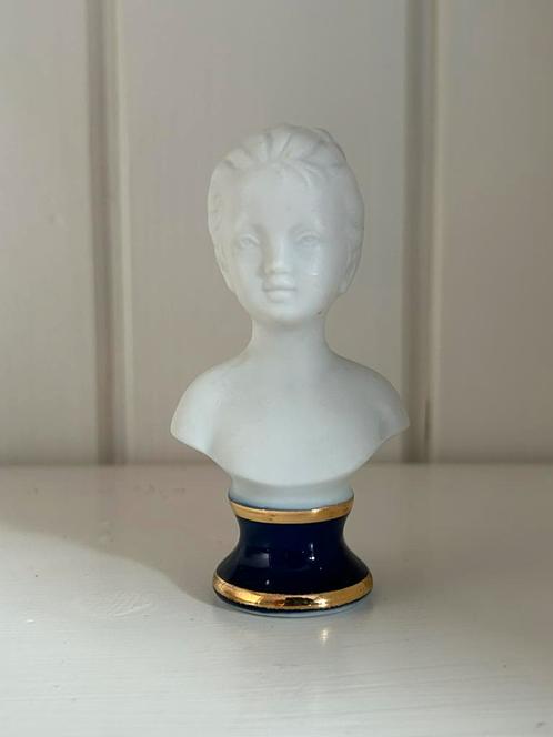 1 mini porseleinen bustebeeldje, Antiek en Kunst, Antiek | Porselein, Ophalen of Verzenden