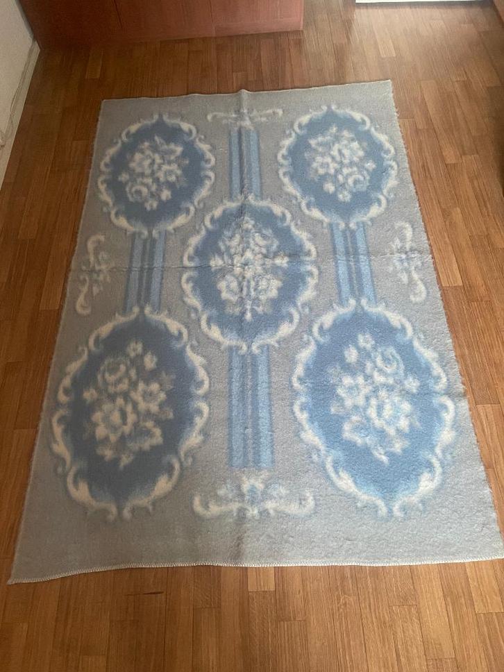 wollen dekens, Maison & Meubles, Chambre à coucher | Linge de lit, Comme neuf, Couverture ou Couette, Une personne, Bleu, Enlèvement