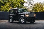Land Rover Defender 90 TD4 LOW KM, Auto's, 90 kW, 3500 kg, Zwart, Leder en Stof