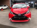 Toyota aygo essence année 2014 97000 km, Autos, Toyota, Tissu, 998 cm³, Carnet d'entretien, Achat