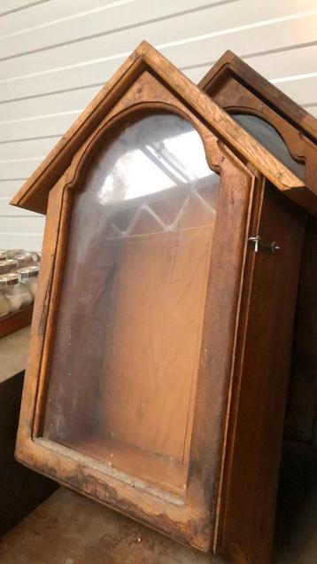 Eiken gevelkapellen met deur en (plexi)glas beschikbaar voor biedingen