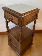 nachtkastje of een klein houten bijzetkastje,, Huis en Inrichting, Ophalen, Gebruikt, Minder dan 45 cm, 70 cm of meer