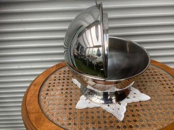 Vintage suikerbowl Aluminium beschikbaar voor biedingen
