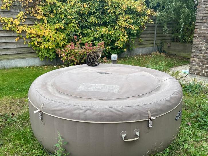 Afdekzeil en bolletjesonderzeil intex pure spa. - gratis -, Tuin en Terras, Bubbelbaden en Hottubs, Gebruikt, Vast, Afdekzeil