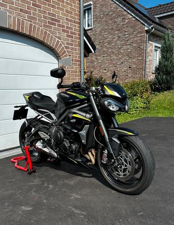 Triumph Street Triple 765 RS, Motoren, Motoren | Triumph, 3 cilinders, 765 cc, Meer dan 35 kW, Sport