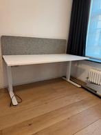 Elektrisch zit sta bureau, Huis en Inrichting, Ophalen, Elektrisch, Zo goed als nieuw, Bureau