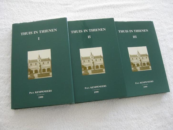 Thienen Tienen Tirlemont – Paul Kempeneers - 1999, Livres, Histoire nationale, Utilisé, Enlèvement ou Envoi