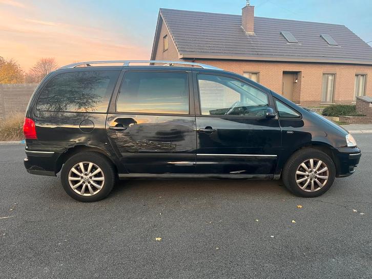 Vw sharan 1.9 tdi 209000 km 5 zitplaatsen 03/2010, Auto's, Volkswagen, Particulier, Sharan, ABS, Airbags, Airconditioning, Boordcomputer