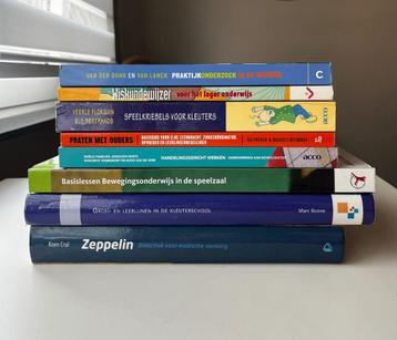 Manuels pour l'enseignement préscolaire, Enlèvement, Comme neuf, Enseignement supérieur professionnel