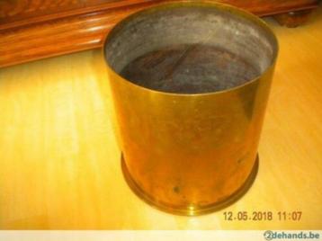 Zware plant-/bloem koperen pot beschikbaar voor biedingen