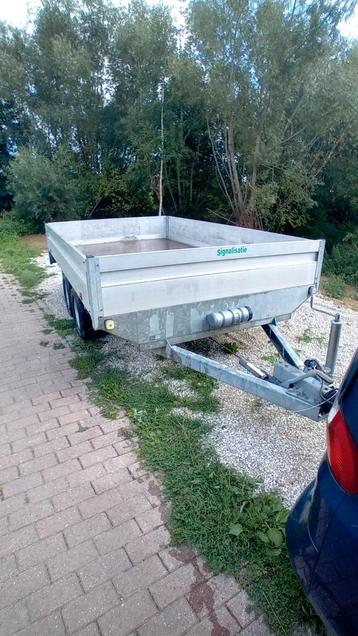 Aanhangwagen,   beschikbaar voor biedingen