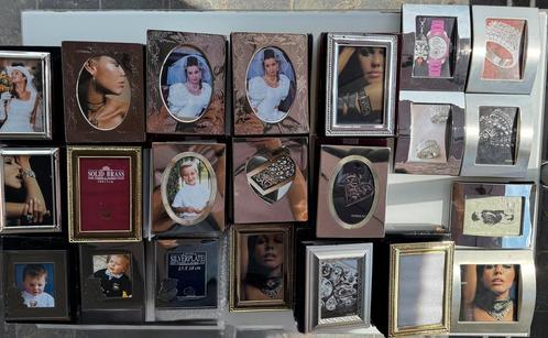 22 fotokaders waarvan 16 met aangehecht album, Audio, Tv en Foto, Fotografie | Fotolijsten, Gebruikt, Ophalen