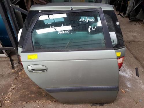 Portier 4Deurs rechts-achter van een Toyota Avensis (654), Auto-onderdelen, Carrosserie, Deur, Gebruikt, 3 maanden garantie, Ophalen of Verzenden