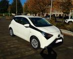 Toyota aygo 1.0 x-play 2 ( EURO 6 D ), Autos, Achat, Euro 6, Boîte manuelle, 5 portes