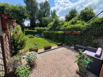 WONING MET PRACHTIGE TUIN TE MARKE (KORTRIJK) beschikbaar voor biedingen